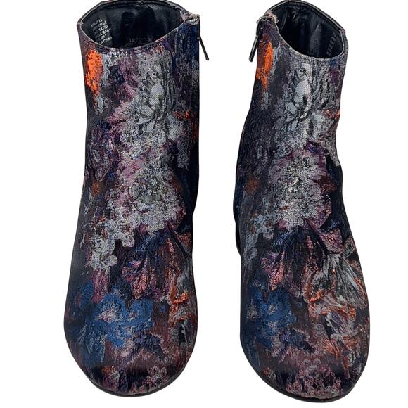 Zigi Soho Nydia Black Floral Fabric Jacquard Ankle Boots Size 6.5 Zip Up Shoes - Picture 1 of 16